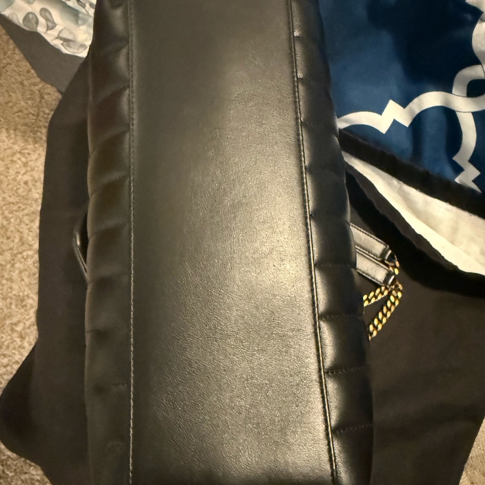 Saint Laurent Black and Gold Quilted Shoulder Bag - Picture 7 of 7